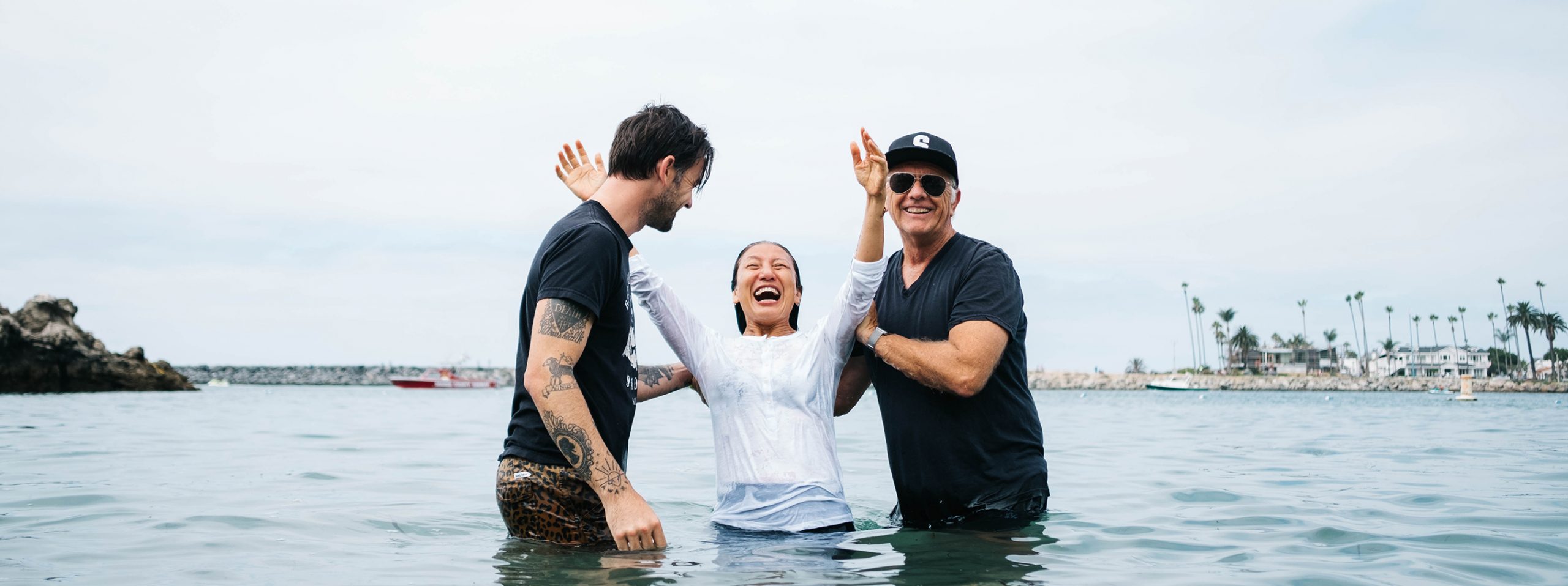 11-27-17_0002_Cove Woman Praising God